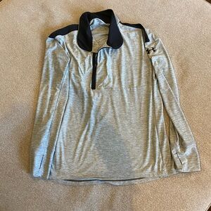 Under Armour Womans Gray and Black Long Sleeve Shirt